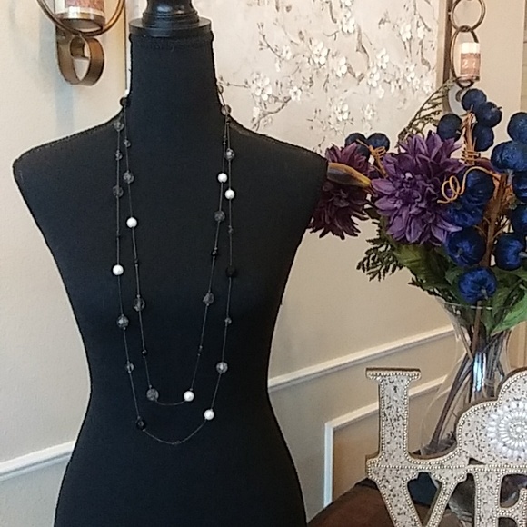 Multi Strand Embellished Beads Necklace - Picture 5 of 17